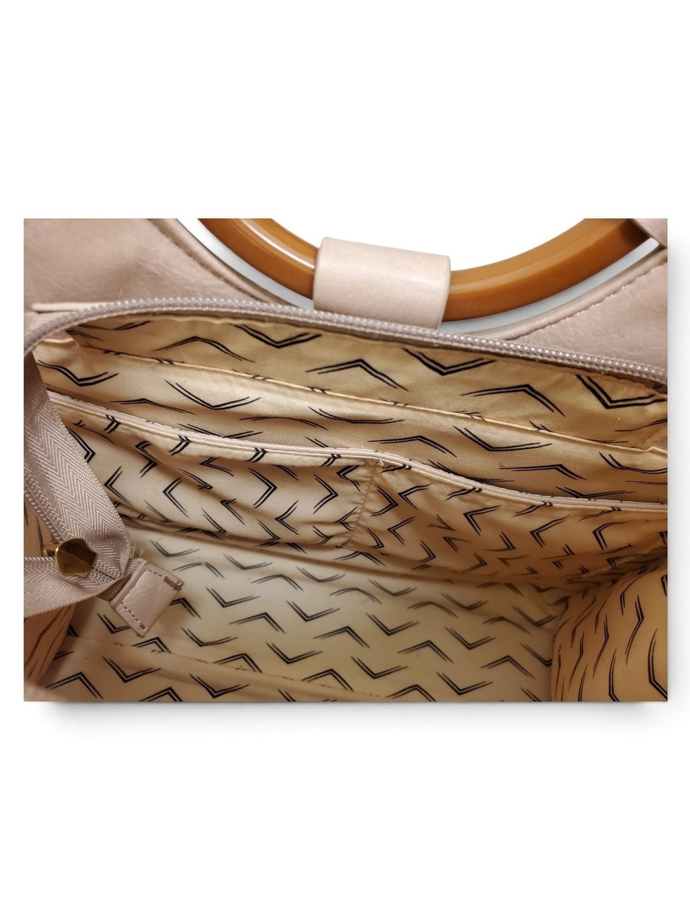 Moda Luxe Beige Woven Crossbody Tote with Wooden Ring Handles - Picture 7 of 11
